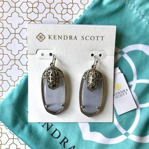 Kendra Scott Emmy Earrings